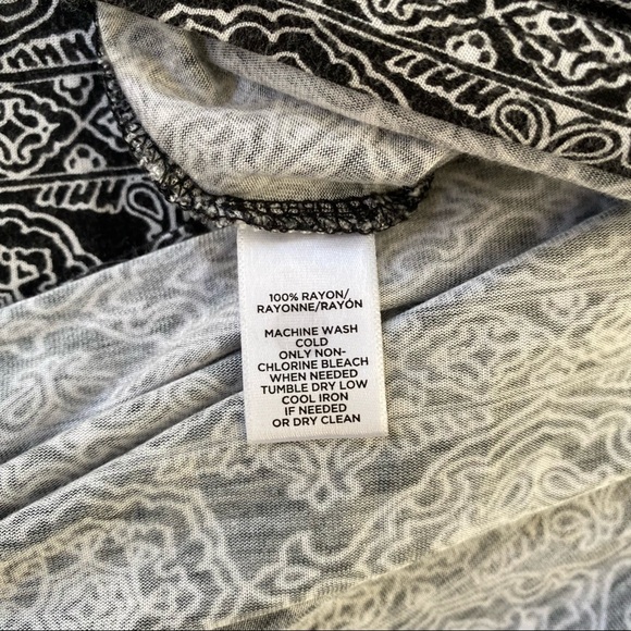 Loft Medium sleeveless black and white top - Picture 9 of 14